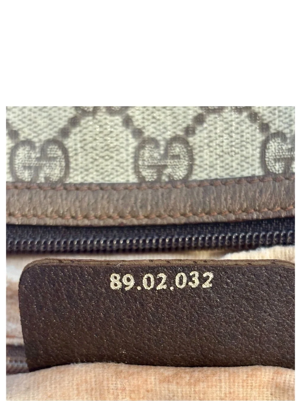 AUTHENTIC GUCCI VINTAGE GG SUPREME WEB CROSSBODY CHAIN-BAG-beautiful!